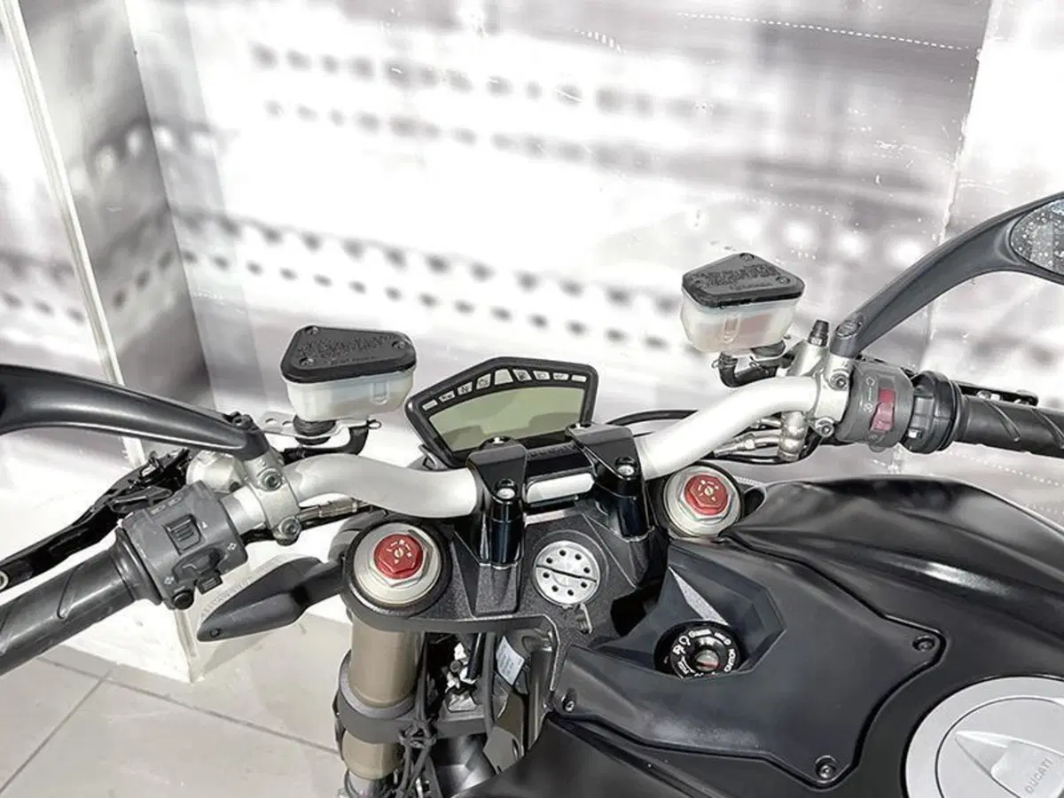 Ducati Streetfighter 848 (2011 - 15) (5)