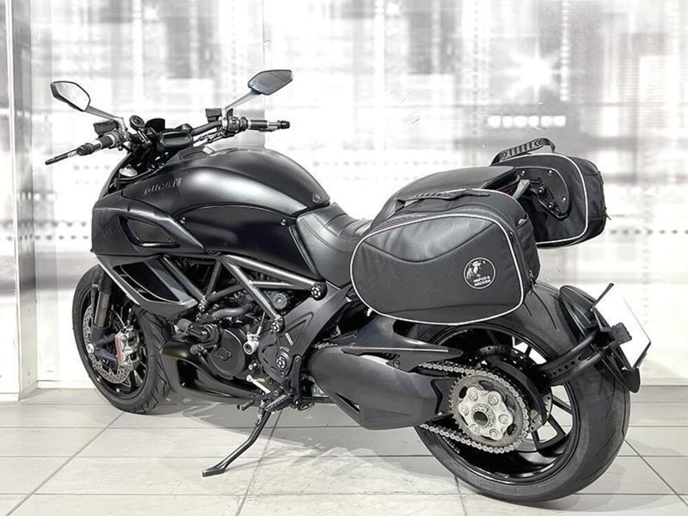 Ducati Diavel 1200 (2010 - 13) (2)