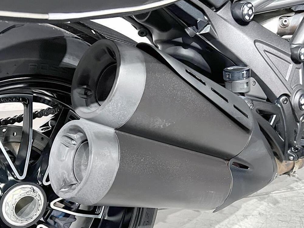 Ducati Diavel 1200 (2010 - 13) (4)