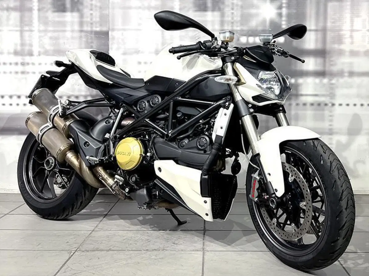 Ducati Streetfighter (2009 - 12)
