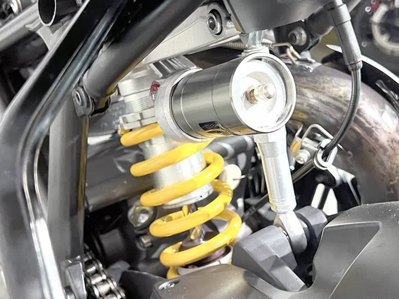 Ducati Streetfighter (2009 - 12) (4)