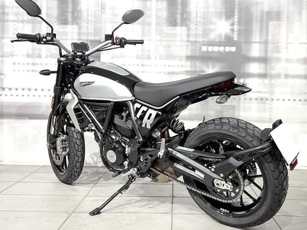 Ducati Scrambler 800 Icon (2023 - 25) (2)