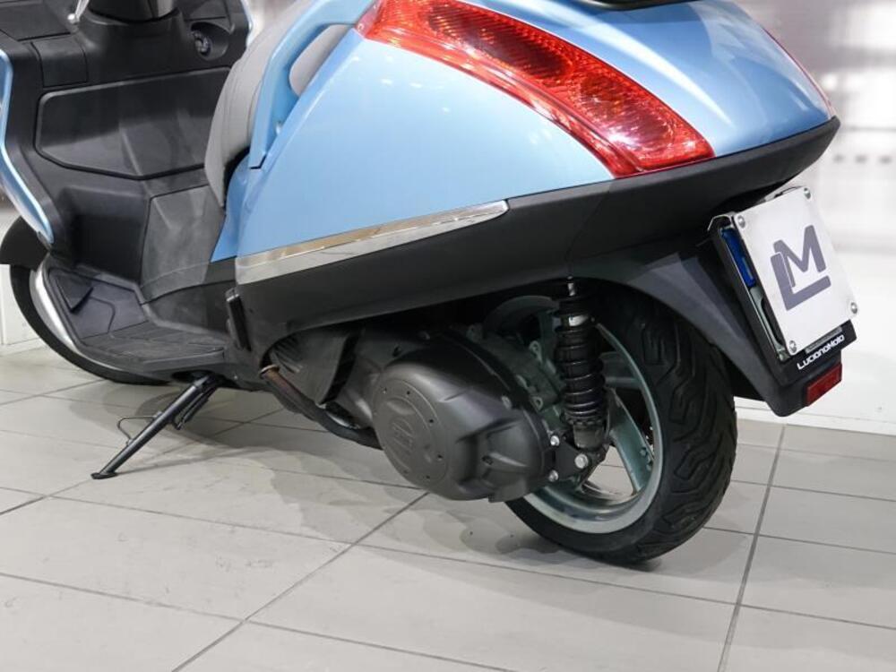 Aprilia Atlantic 500 (2001 - 02) (5)