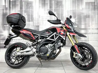 Aprilia Dorsoduro 750 (2009 - 14) usata