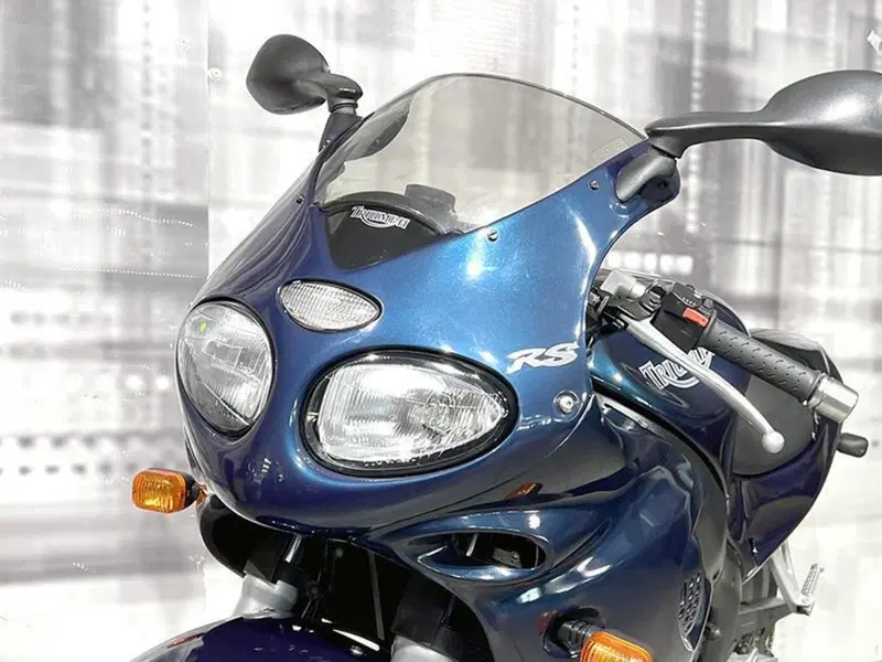 Triumph Sprint 955 RS (1999 - 01) (5)