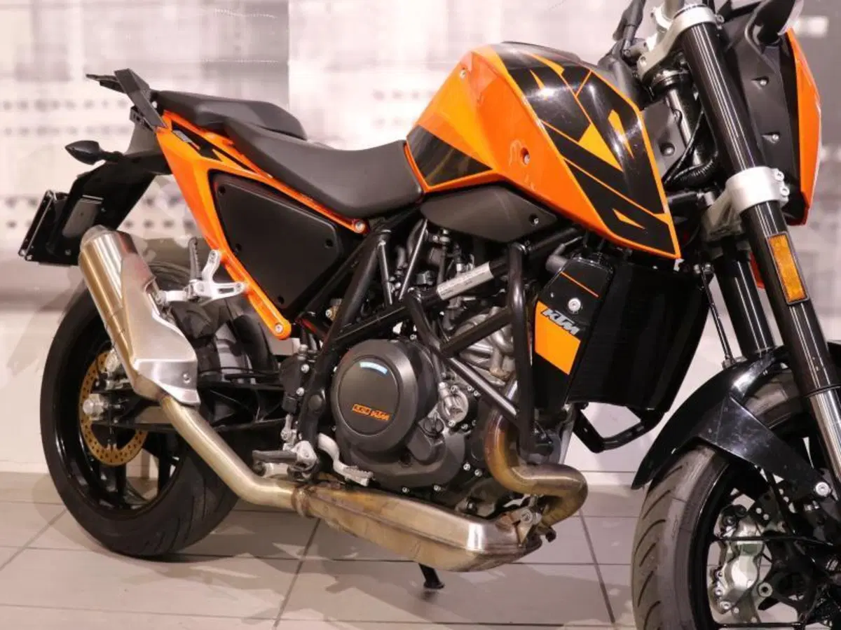 KTM 690 Duke (2012 - 16) (4)