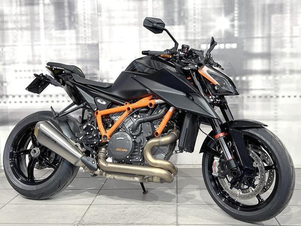 KTM 1290 Super Duke R (2020)