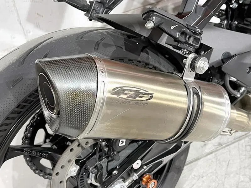 KTM RC 390 (2022 - 26) (4)