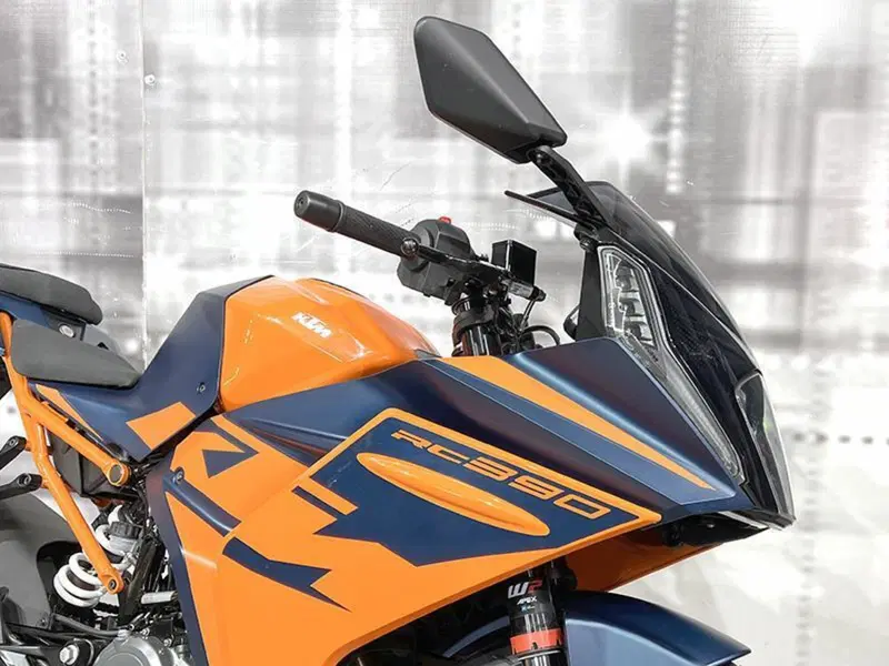 KTM RC 390 (2022 - 26) (5)