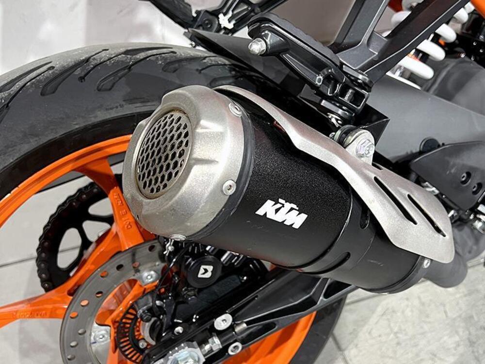KTM RC 125 (2022 - 25) (3)