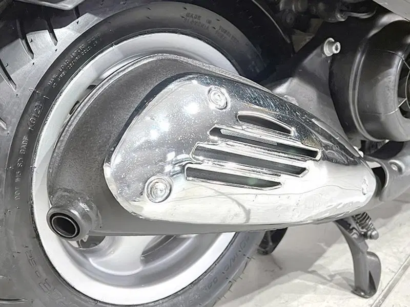 Piaggio Vespa 150 PX (1980 - 00) (3)