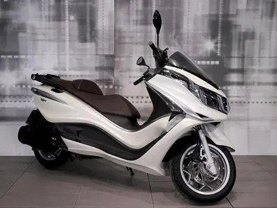 Piaggio X10 350 ie (2011 - 17) usata