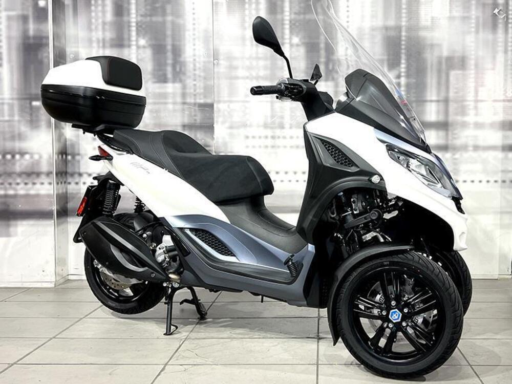 Piaggio MP3 LT 300