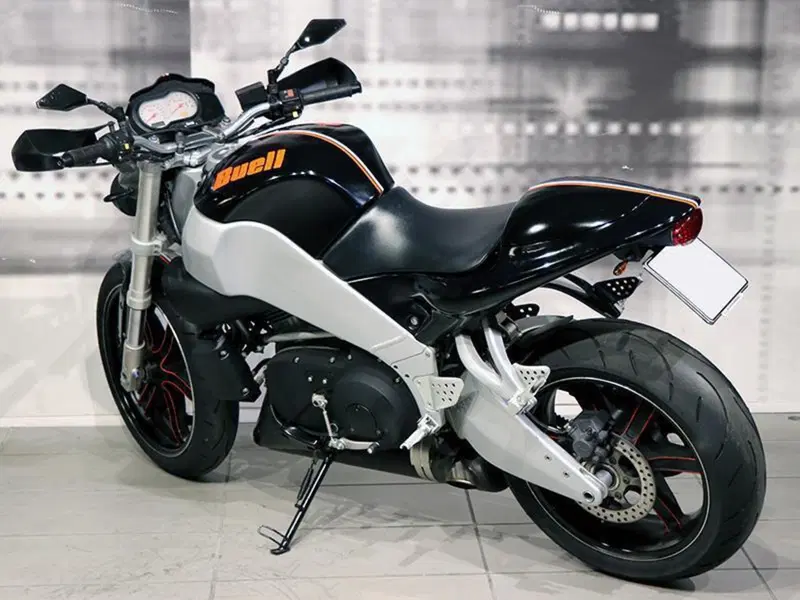 Buell Lightning X1 1200 (2)