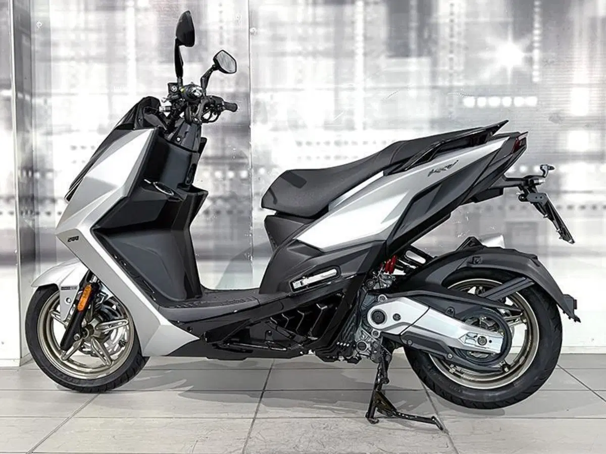 Kymco KRV 200 (2023 - 26) (2)