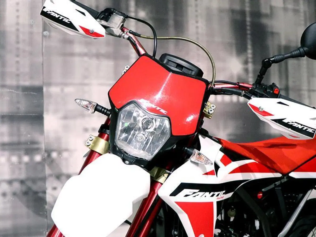 Fantic Motor XM 50 Motard Competition 2T (2021 - 22) (3)