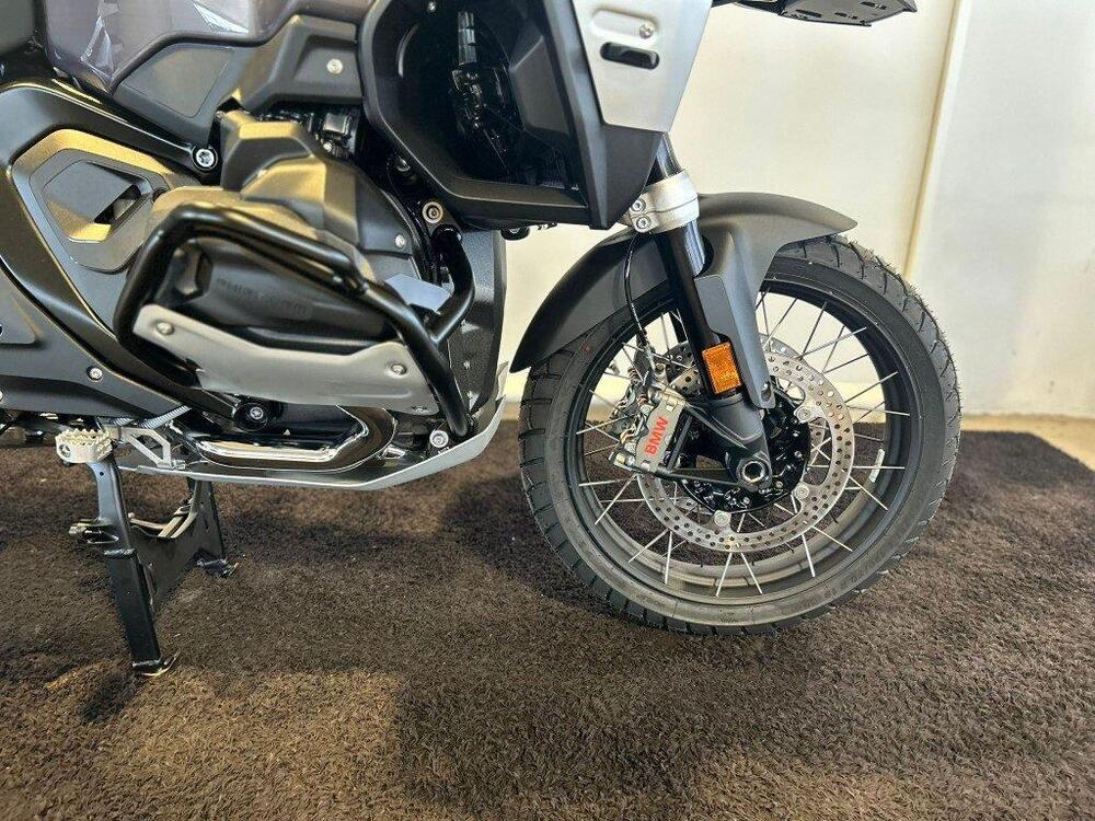 Bmw R 1300 GS Adventure Triple Black (2025) (3)