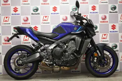 Yamaha MT-09 Y-AMT (2024 - 26) usata