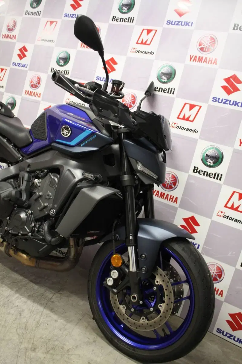 Yamaha MT-09 Y-AMT (2024 - 26) (3)