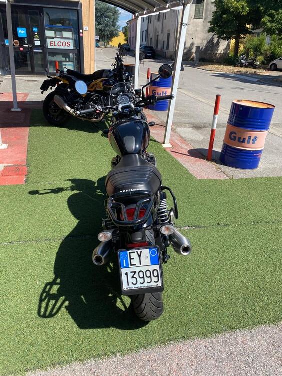 Triumph Street Twin 900 (2021 - 22) (5)