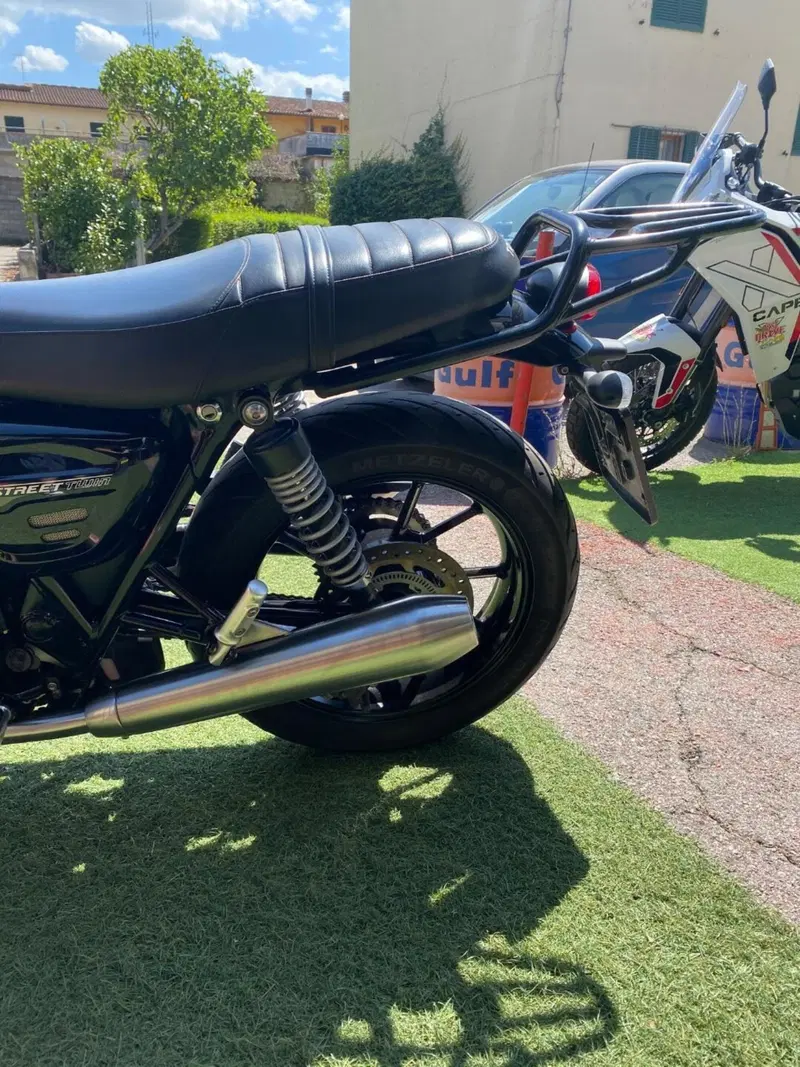 Triumph Street Twin 900 (2021 - 22) (7)