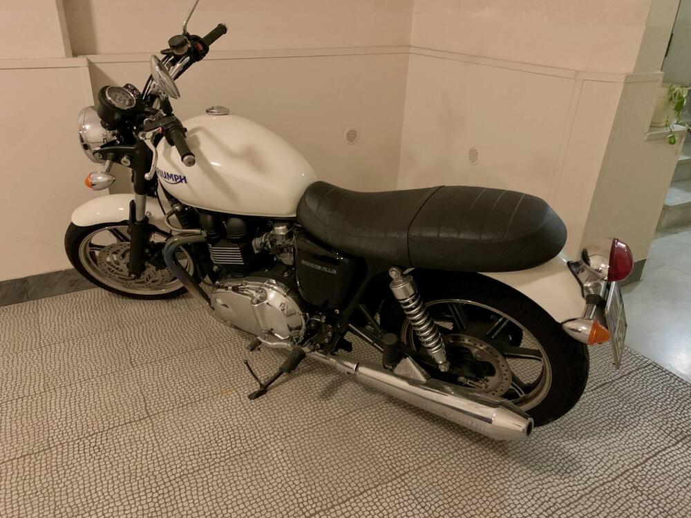 Triumph Bonneville (2007 - 16) (4)