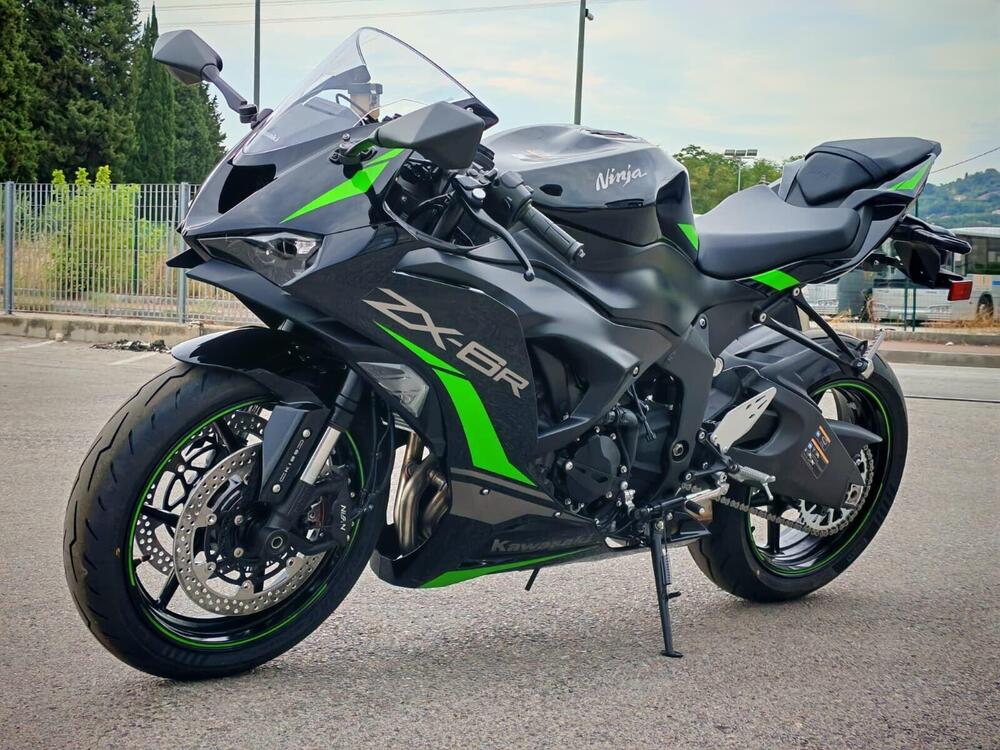 Kawasaki Ninja 636 ZX-6R (2024 - 26) (2)