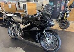 Honda VFR 800 (2006 - 13) usata