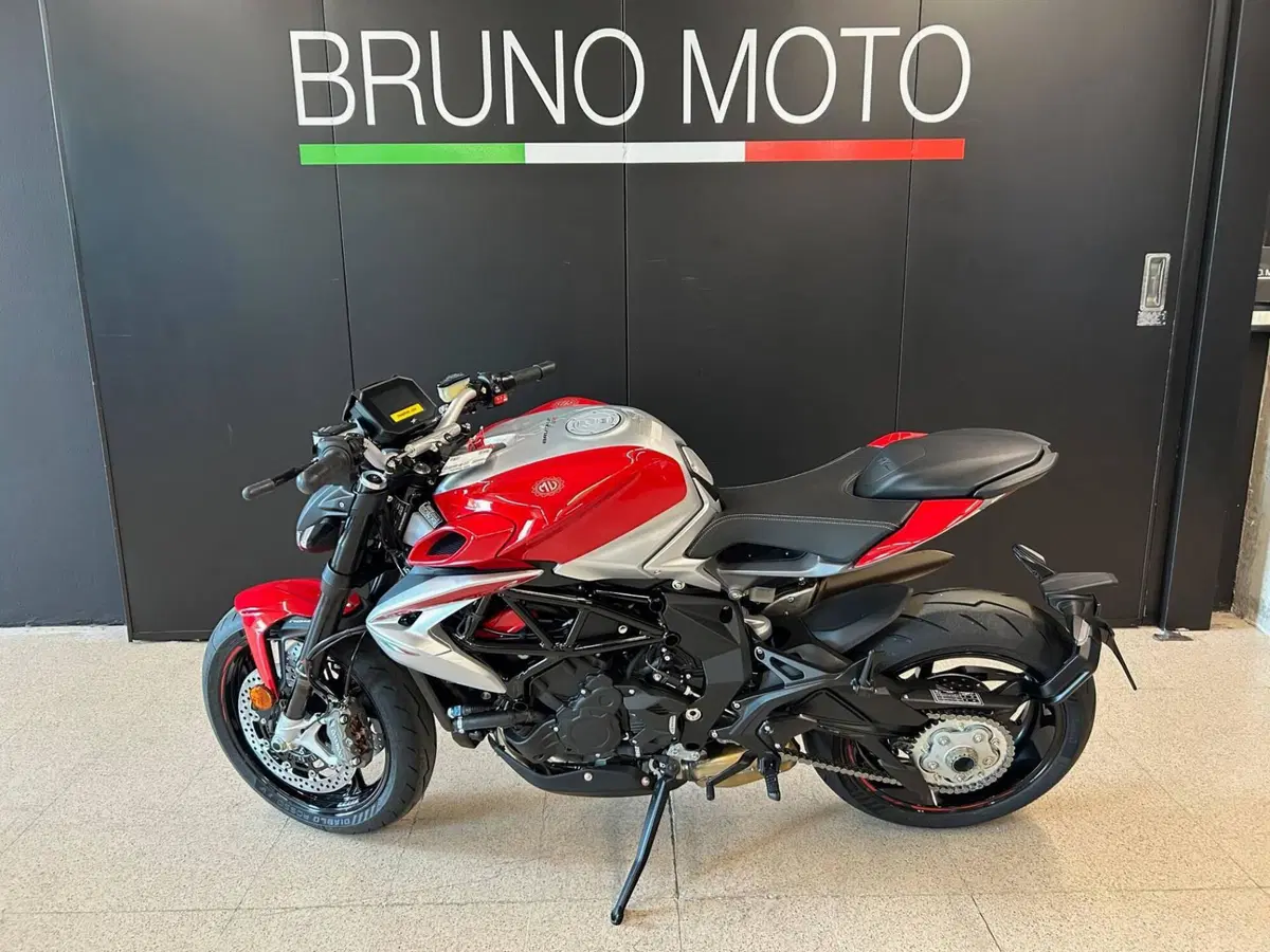 MV Agusta Brutale 801 RR Ottantesimo (2025 - 26) (2)