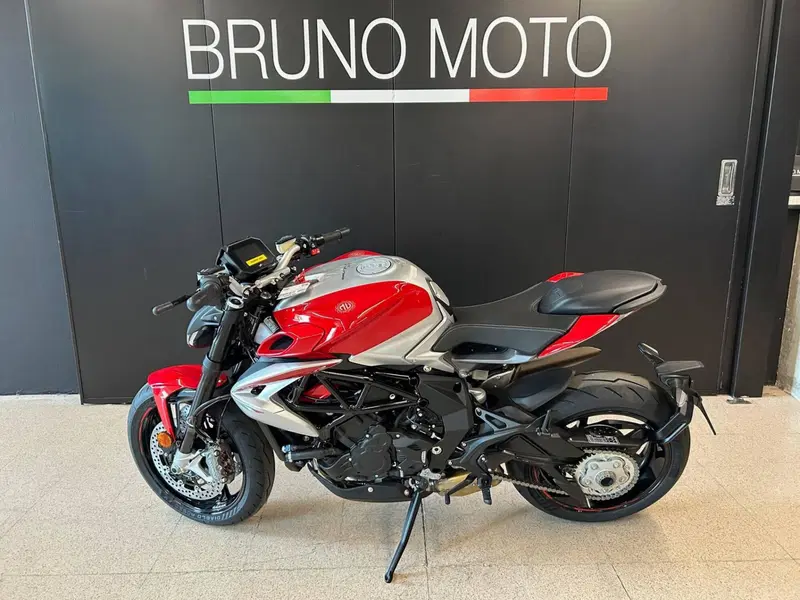 MV Agusta Brutale 801 RR Ottantesimo (2025 - 26) (2)