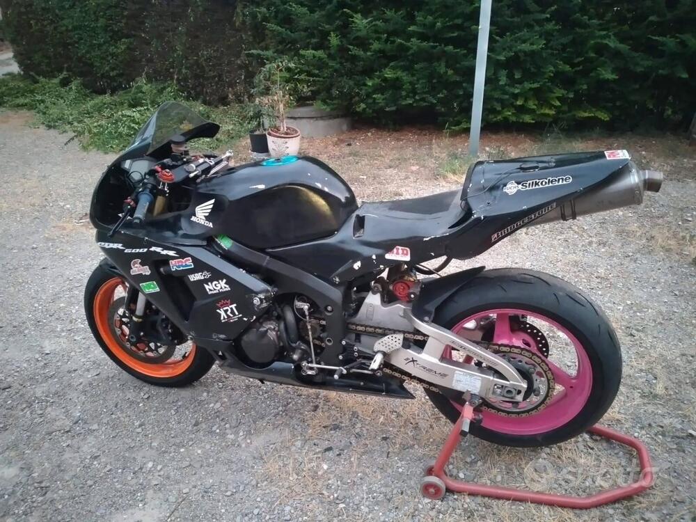 Honda CBR 600 RR (2005 - 06) (3)