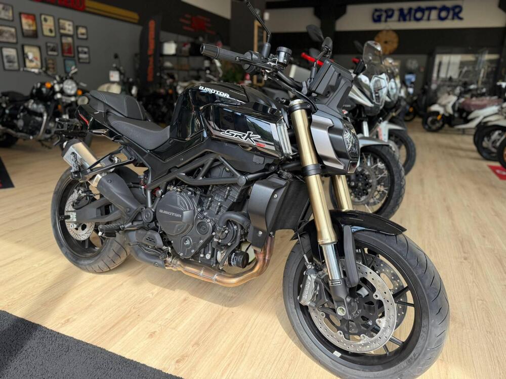 QJ Motor SRK 900 (2025) (2)