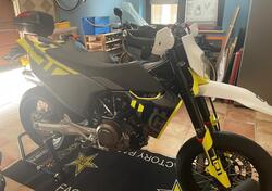 Husqvarna 701 Supermoto (2023 - 25) usata