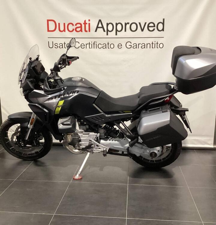Moto Guzzi Stelvio (2024 - 25) (3)