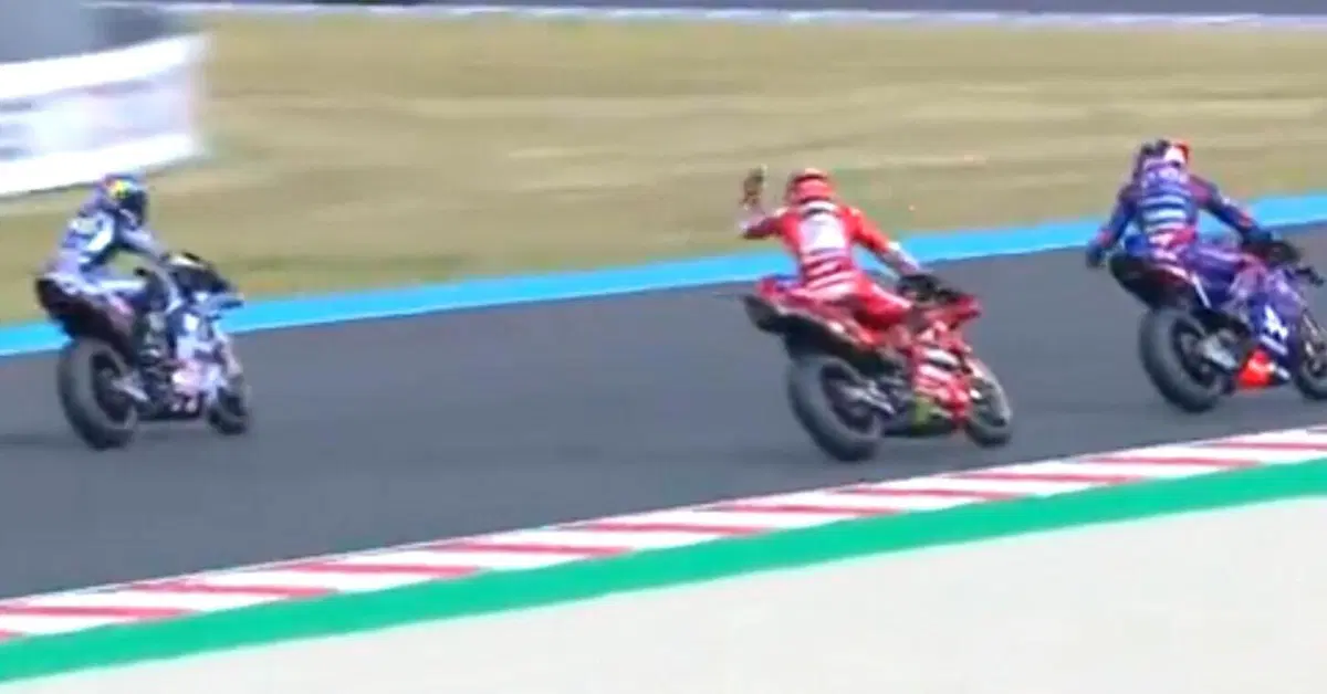 MotoGP 2025. GP di Ungheria. Alex Marquez e Jack Miller penalizzati per aver ostacolato Pecco Bagnaia [VIDEO]