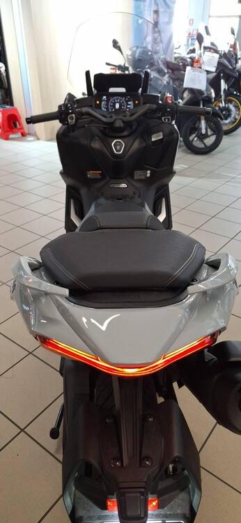Yamaha T-Max 560 (2025) (4)
