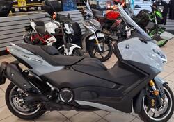 Yamaha T-Max 560 (2025) usata