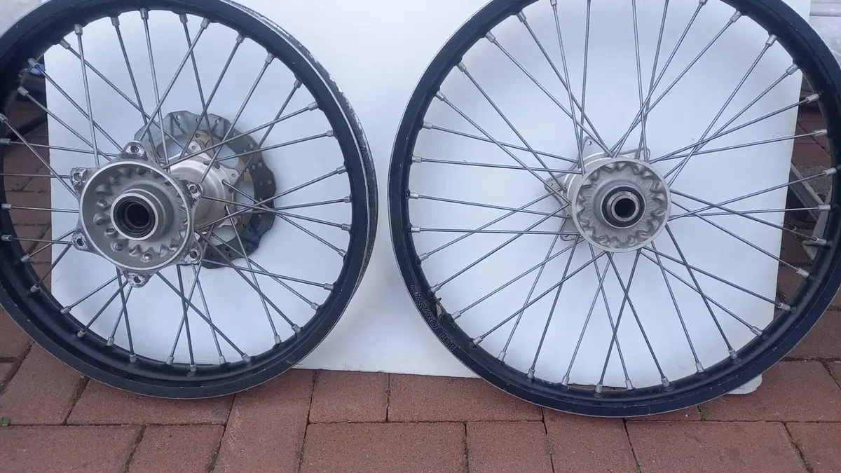 Coppia cerchi e mozzi per ktm/ husky/ gas gas Did (2)