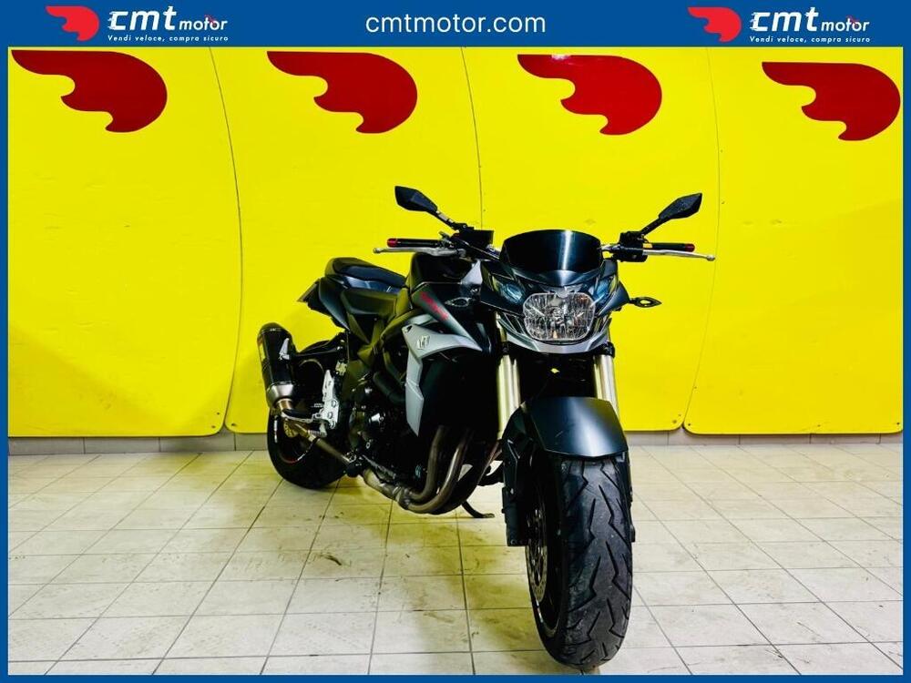 Suzuki GSR 750 (2010 - 15) (2)