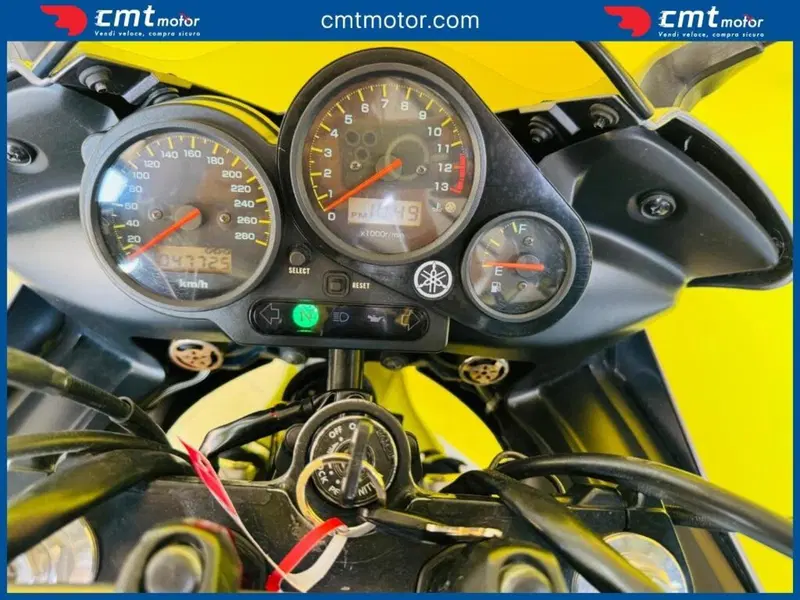 Yamaha FZS 1000 Fazer (5)