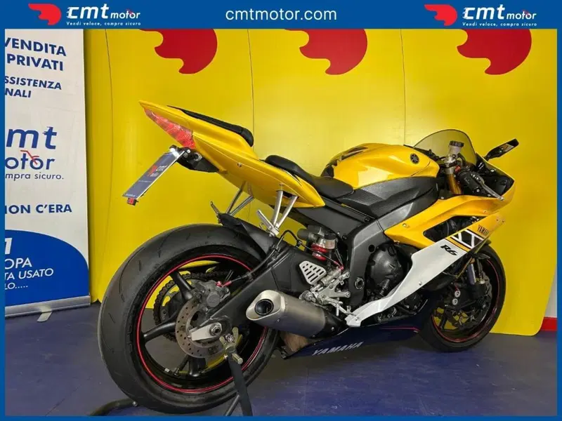 Yamaha YZF R6 (2008 - 09) (4)