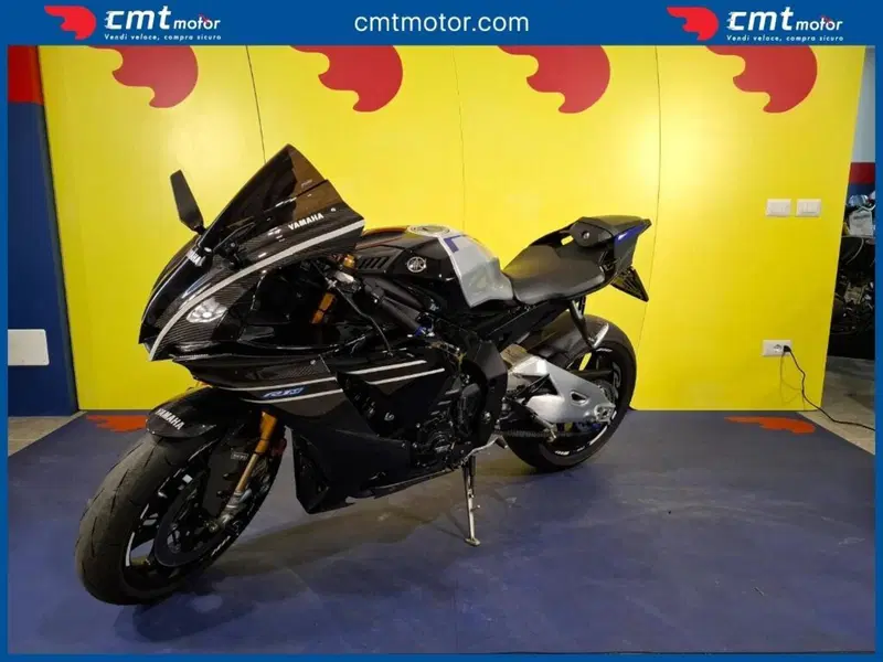 Yamaha YZF R1M (2020 - 25) (3)