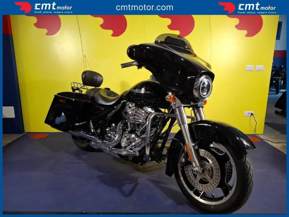 Harley-Davidson 1584 Street Glide (2008 - 10) - FLHX (5)