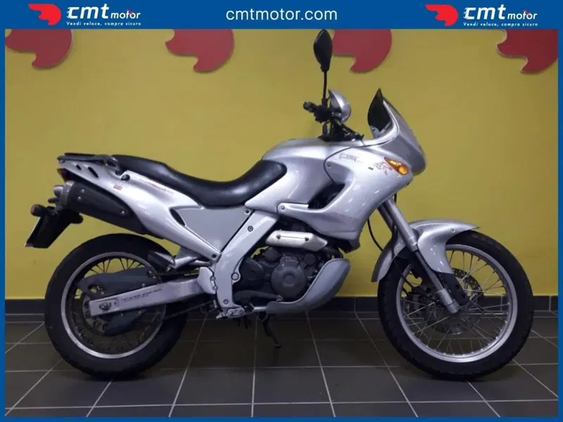 Aprilia Pegaso 650 IE (2001 - 02)