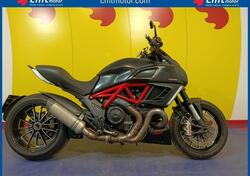 Ducati Diavel 1200 Carbon (2010 - 13) usata