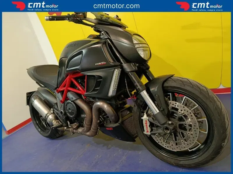 Ducati Diavel 1200 Carbon (2010 - 13) (10)