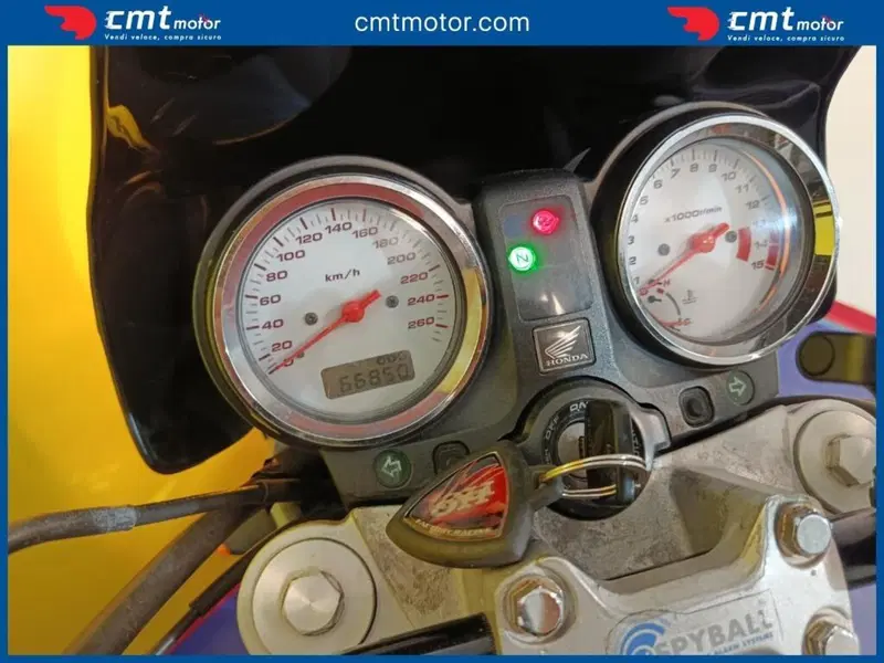 Honda Hornet 600 (2003 - 04) (5)