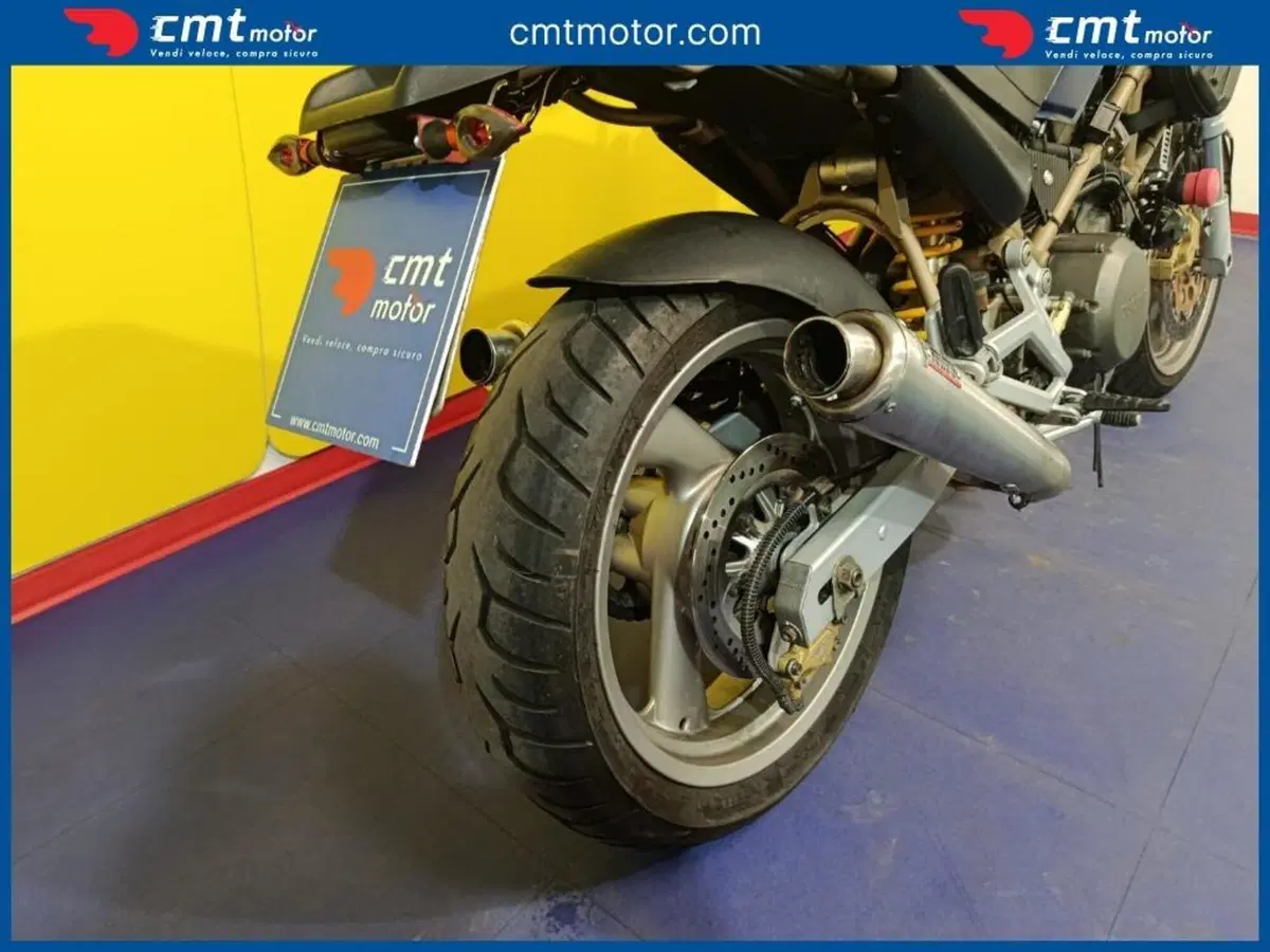 Ducati Monster 750 Dark (1999 - 02) (6)