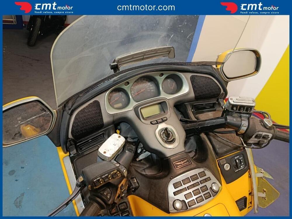 Honda GL 1800 Gold Wing (2000 - 05) (5)