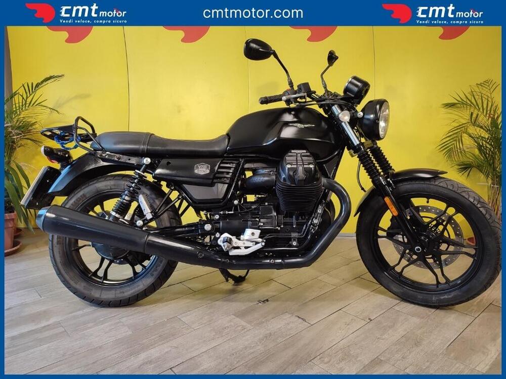 Moto Guzzi V7 III Stone (2017 - 20)